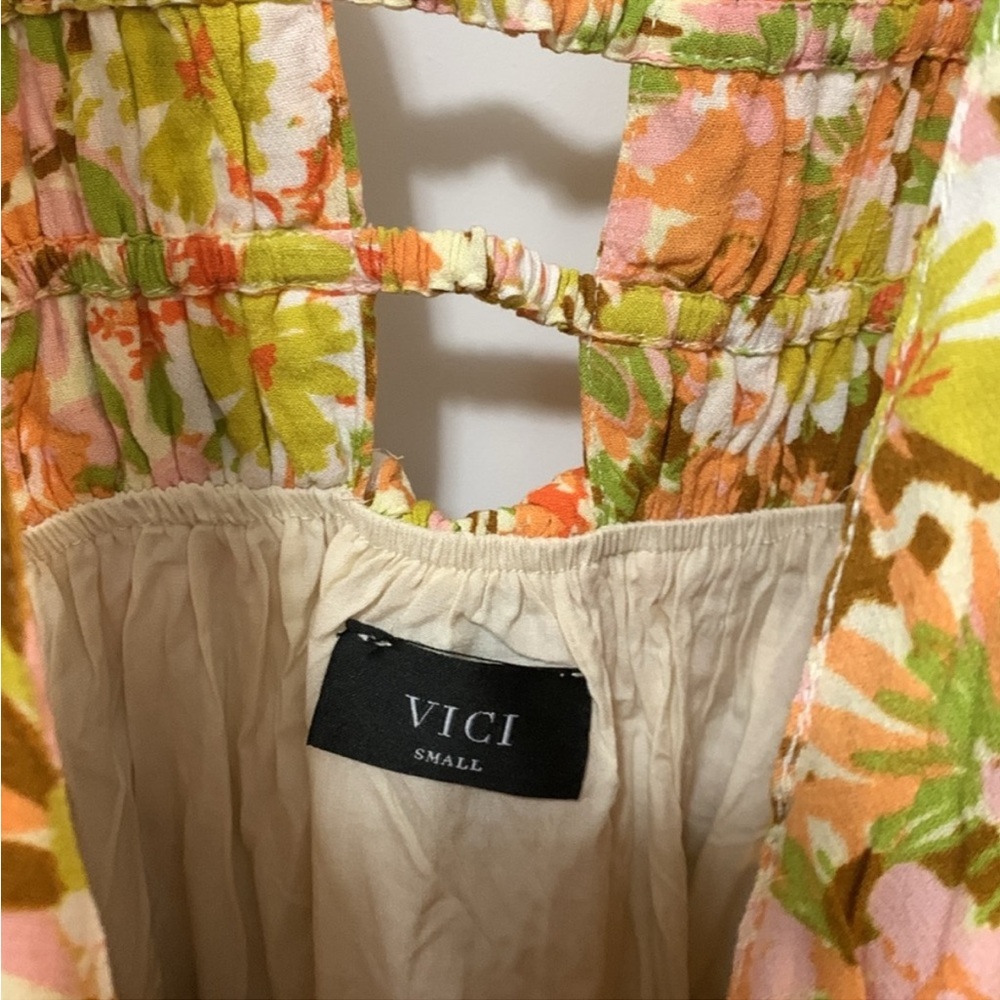 Floral Dress - Picture 3 of 4